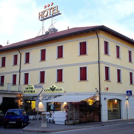 Hotel Vittoria San Giórgio di Nogaro Extérieur photo