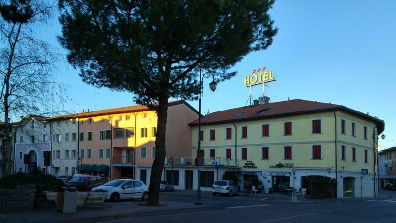 Hotel Vittoria San Giórgio di Nogaro Extérieur photo